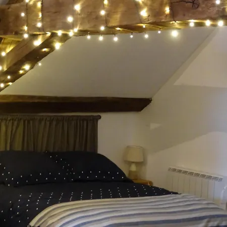 Vue Splendide Sur Chateau *