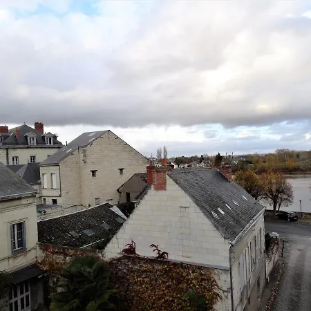 Vue Splendide Sur Chateau *